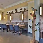 M13 Otel 3*
