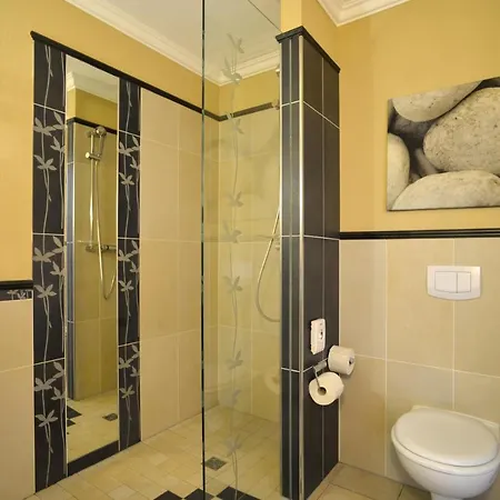 M13 Hotel 3*