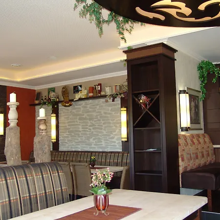 M13 Hotel Riol