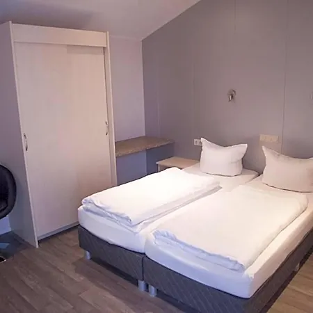 M13 Hotel 3*