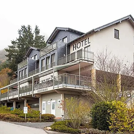 Hotel M13 3*
