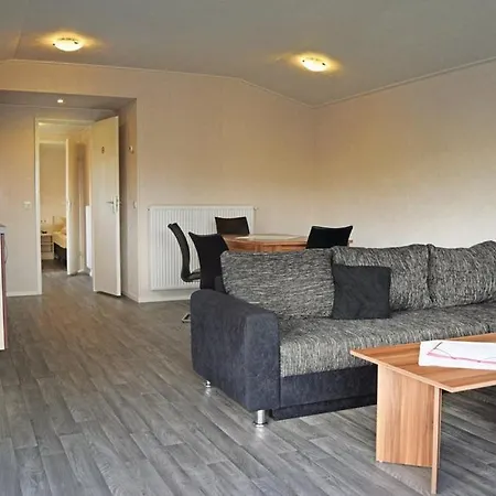 M13 Hotel