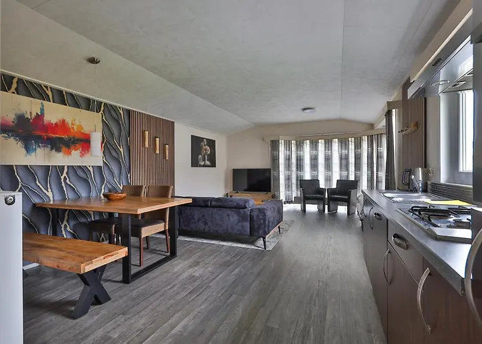 Hotel M13